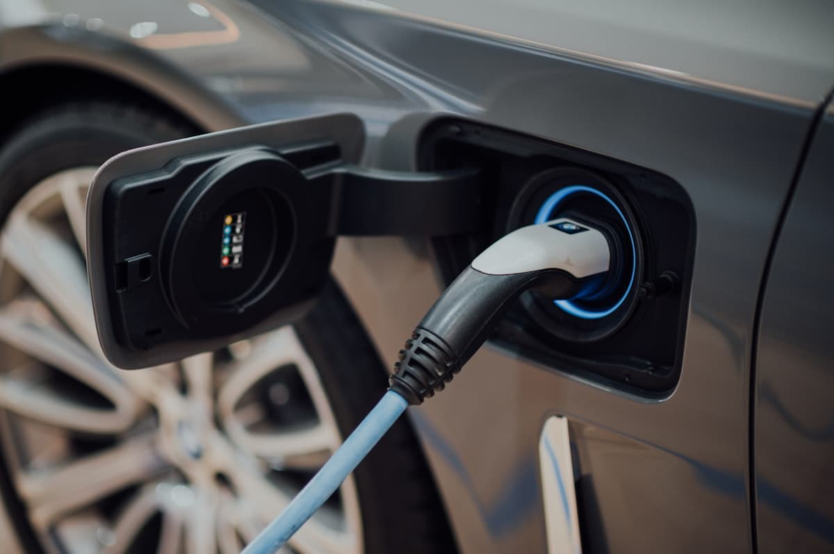 Türkiye'de Elektrikli Araç Vergisi ve ÖTV Avantajları: 2026 Kapsamlı Rehber